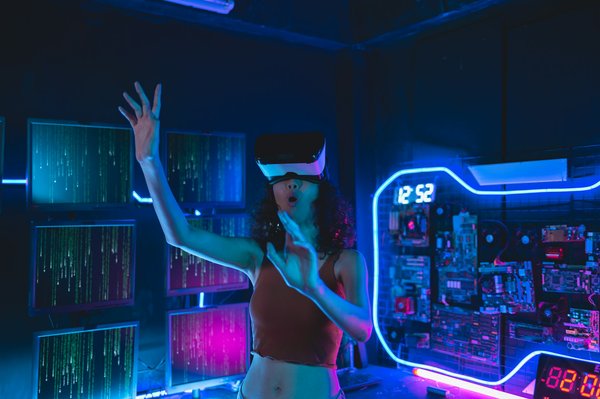 Quels outils de simulation sont recommandés pour une formation en gestion de crise sanitaire dans les entreprises?